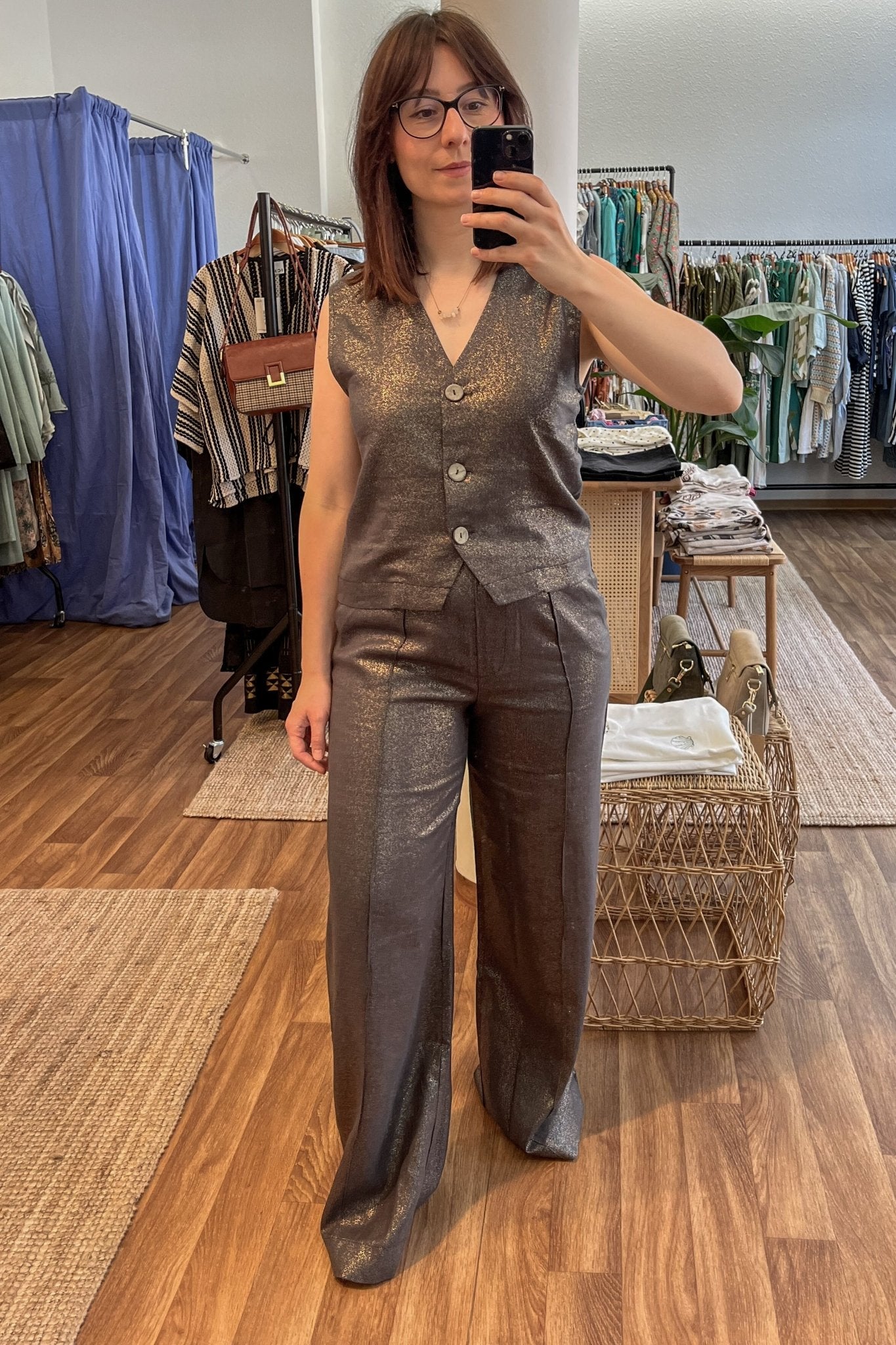 Glitzernde Leinenhose mit weitem Bein - Blossom Hair & Fashion
