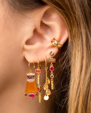 Goldfarbene Ohrringe mit gehämmerten Anhängern - Blossom Hair & Fashion