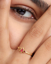 Vergoldeter Ring mit Rubin – Ausdruck von Eleganz & Kraft