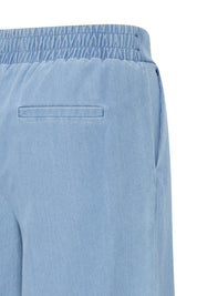 Hellblaue Damenhose mit weitem Bein und Stretchanteil - Blossom Hair & Fashion