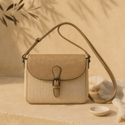 Kompakte Schultertasche mit elegantem Design und verstellbarem Riemen - Blossom Hair & Fashion