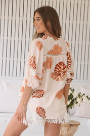 Kurzarmbluse mit Muscheldruck und Spitze - Blossom Hair & Fashion