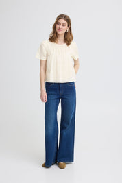 Kurzarmbluse mit Struktur in Creme - Blossom Hair & Fashion