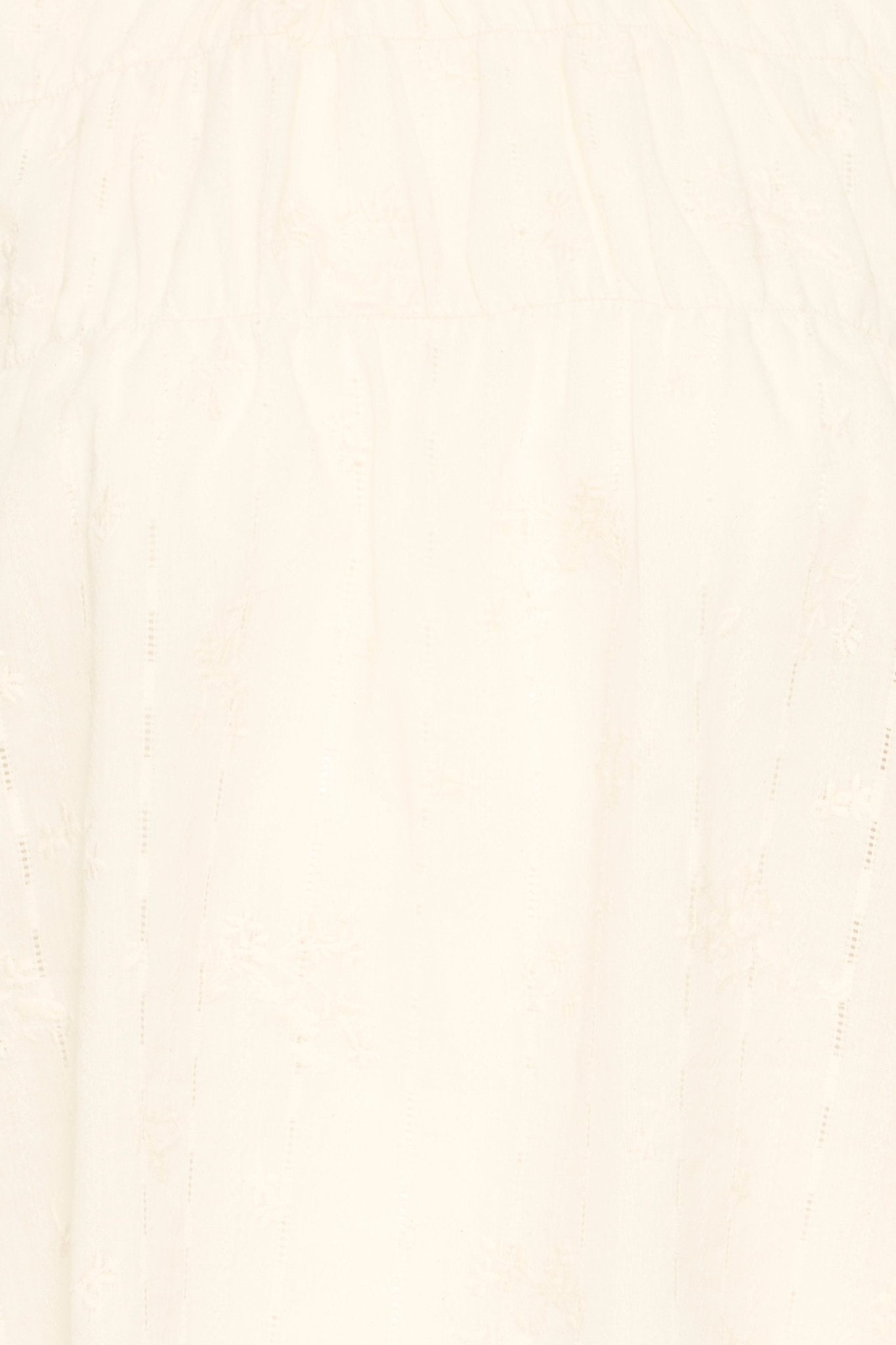 Kurzarmbluse mit Struktur in Creme - Blossom Hair & Fashion