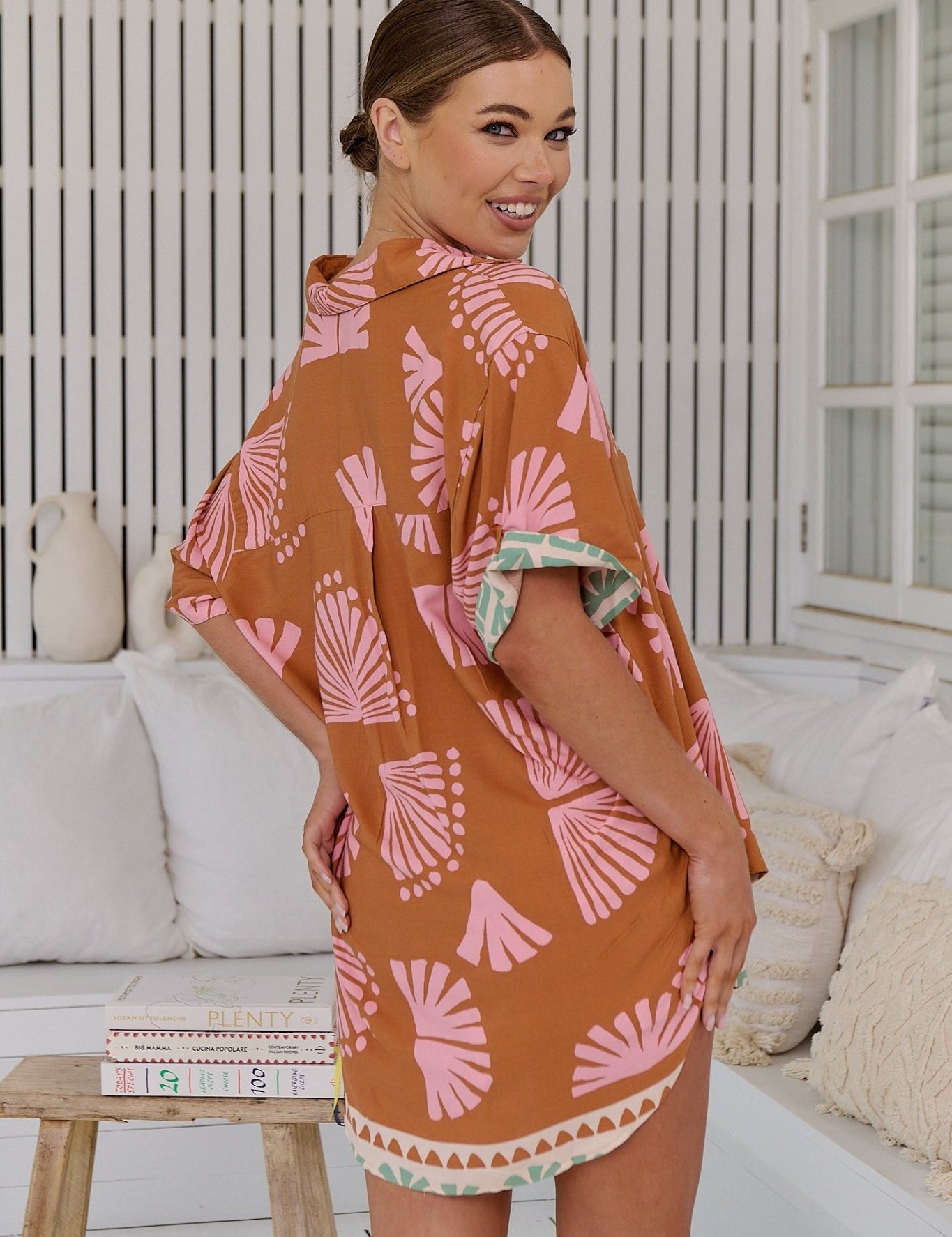 Leichtes Kurzarm - Hemd mit Print – Sommerlicher Boho - Look - Blossom Hair & Fashion