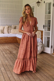 Maxikleid aus 100% Baumwolle mit Stickerei – Femininer Boho - Look - Blossom Hair & Fashion