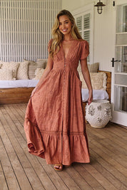Maxikleid aus 100% Baumwolle mit Stickerei – Femininer Boho - Look - Blossom Hair & Fashion