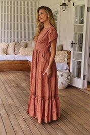 Maxikleid aus 100% Baumwolle mit Stickerei – Femininer Boho - Look - Blossom Hair & Fashion