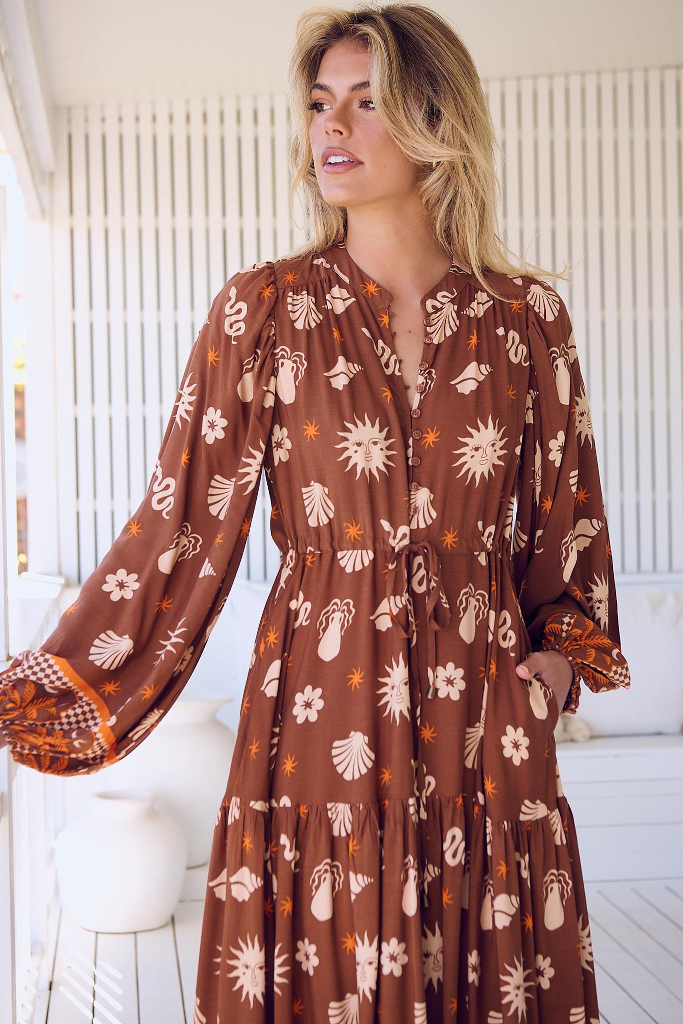 Maxikleid Damen mit Bindeband und Allovermuster - Blossom Hair & Fashion