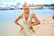 Maxikleid Maisha mit Blumenmuster und V - Ausschnitt - Blossom Hair & Fashion