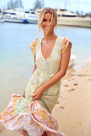 Maxikleid Maisha mit Blumenmuster und V - Ausschnitt - Blossom Hair & Fashion