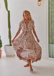Maxikleid mit Blumenmuster und V - Ausschnitt - Blossom Hair & Fashion