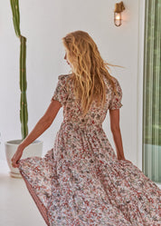 Maxikleid mit Blumenmuster und V - Ausschnitt - Blossom Hair & Fashion