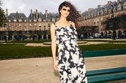 Maxikleid mit floralem Muster in Schwarz - Blossom Hair & Fashion