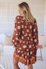 Minikleid Damen mit V - Ausschnitt und Allovermuster - Blossom Hair & Fashion