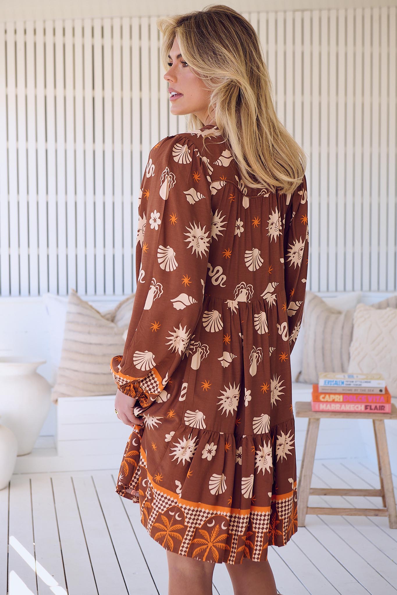 Minikleid Damen mit V - Ausschnitt und Allovermuster - Blossom Hair & Fashion