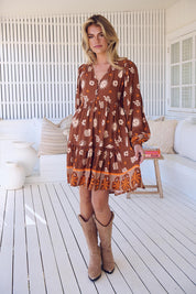 Minikleid Damen mit V - Ausschnitt und Allovermuster - Blossom Hair & Fashion