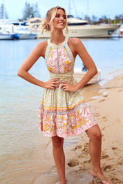 Minikleid mit Blumenmuster und Neckholder - Blossom Hair & Fashion