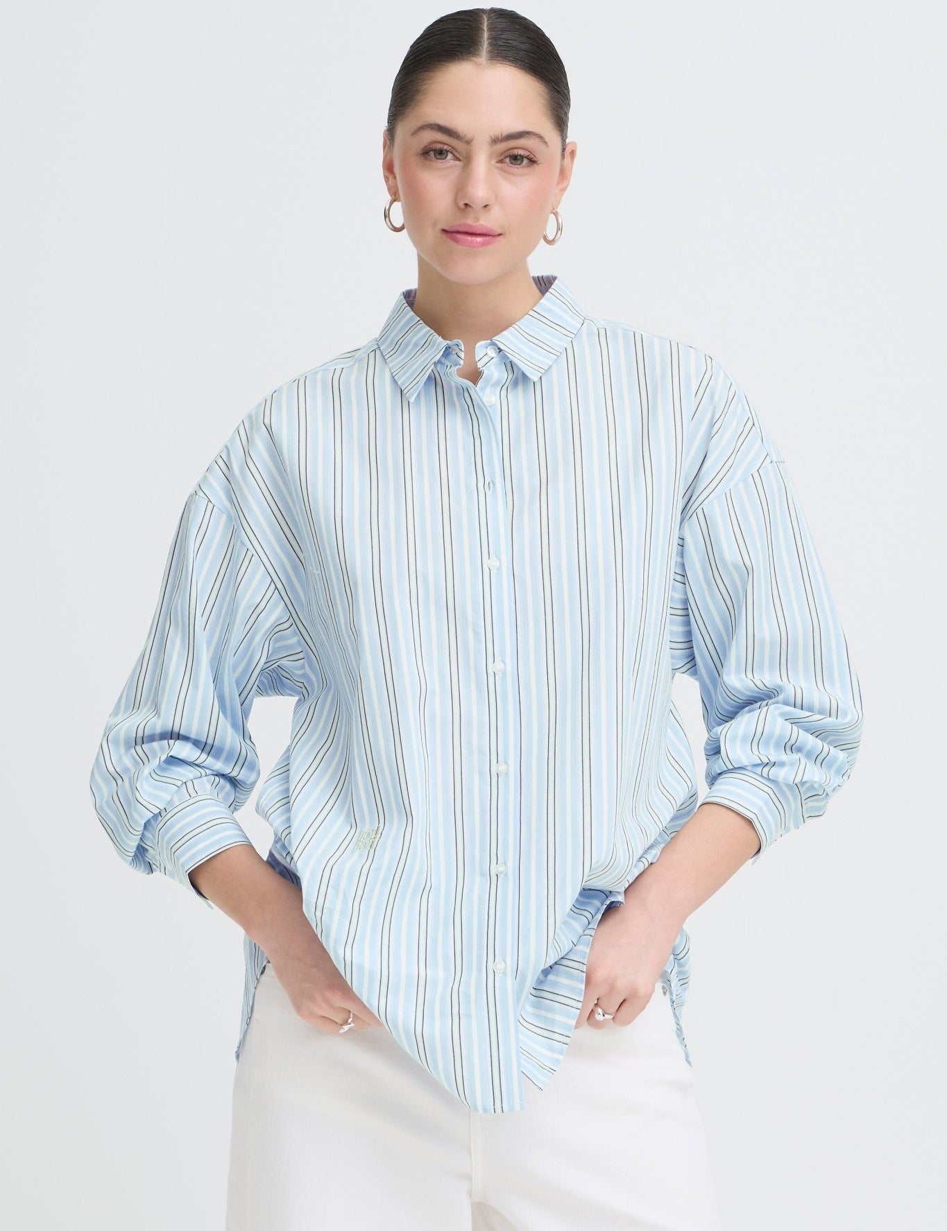 Oversize Bluse mit Streifen - Blossom Hair & Fashion