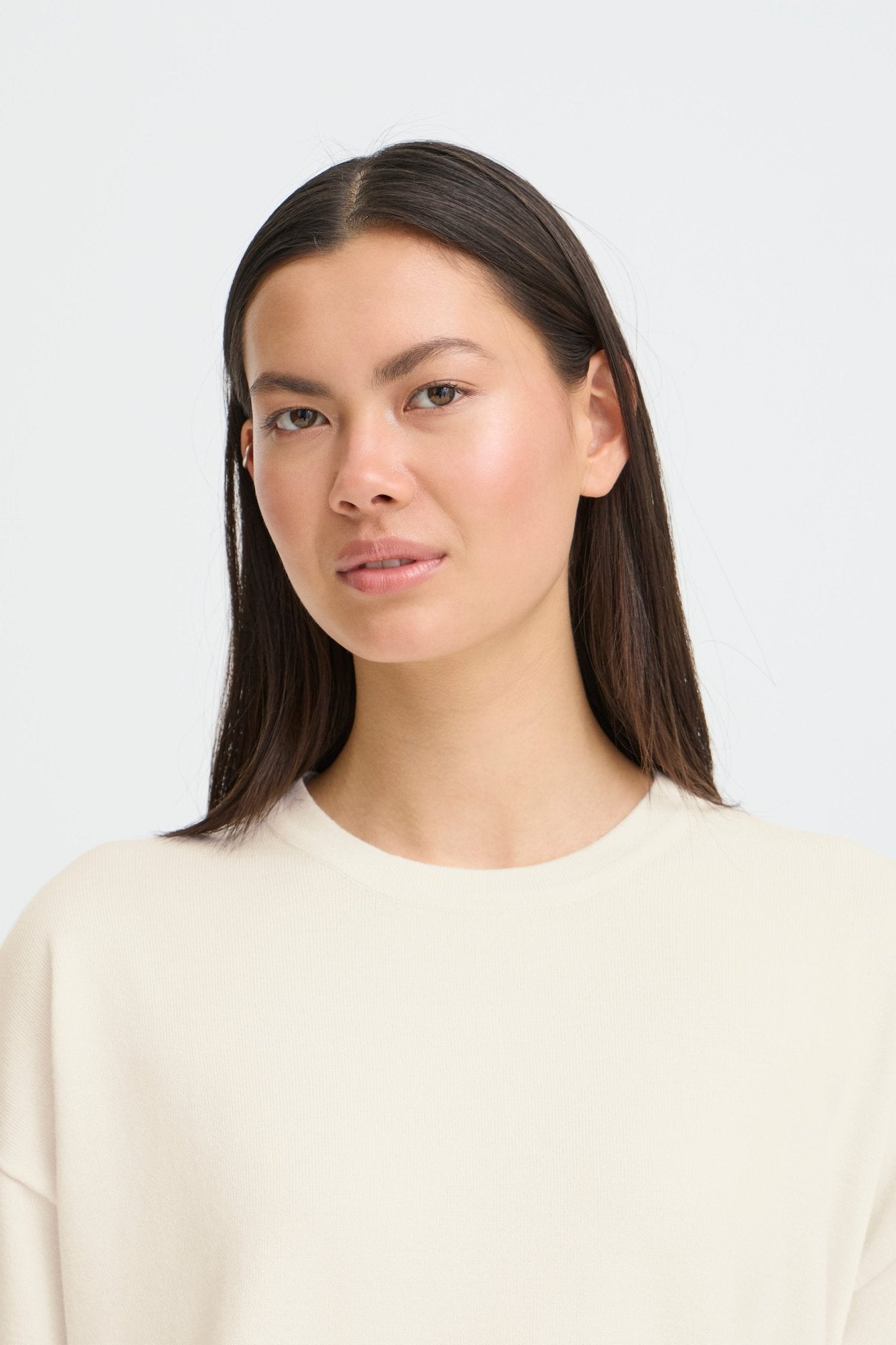 Oversize T-Shirt in Creme und mit Streifen - Blossom Hair & Fashion