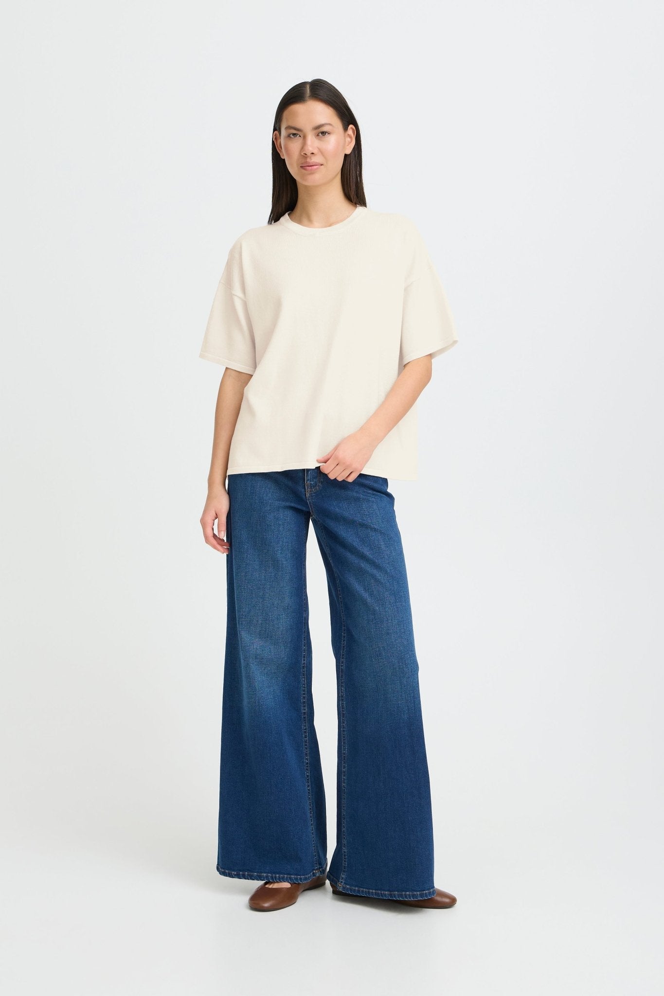Oversize T-Shirt in Creme und mit Streifen - Blossom Hair & Fashion