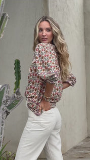 Bluse mit Blumenmuster in Creme