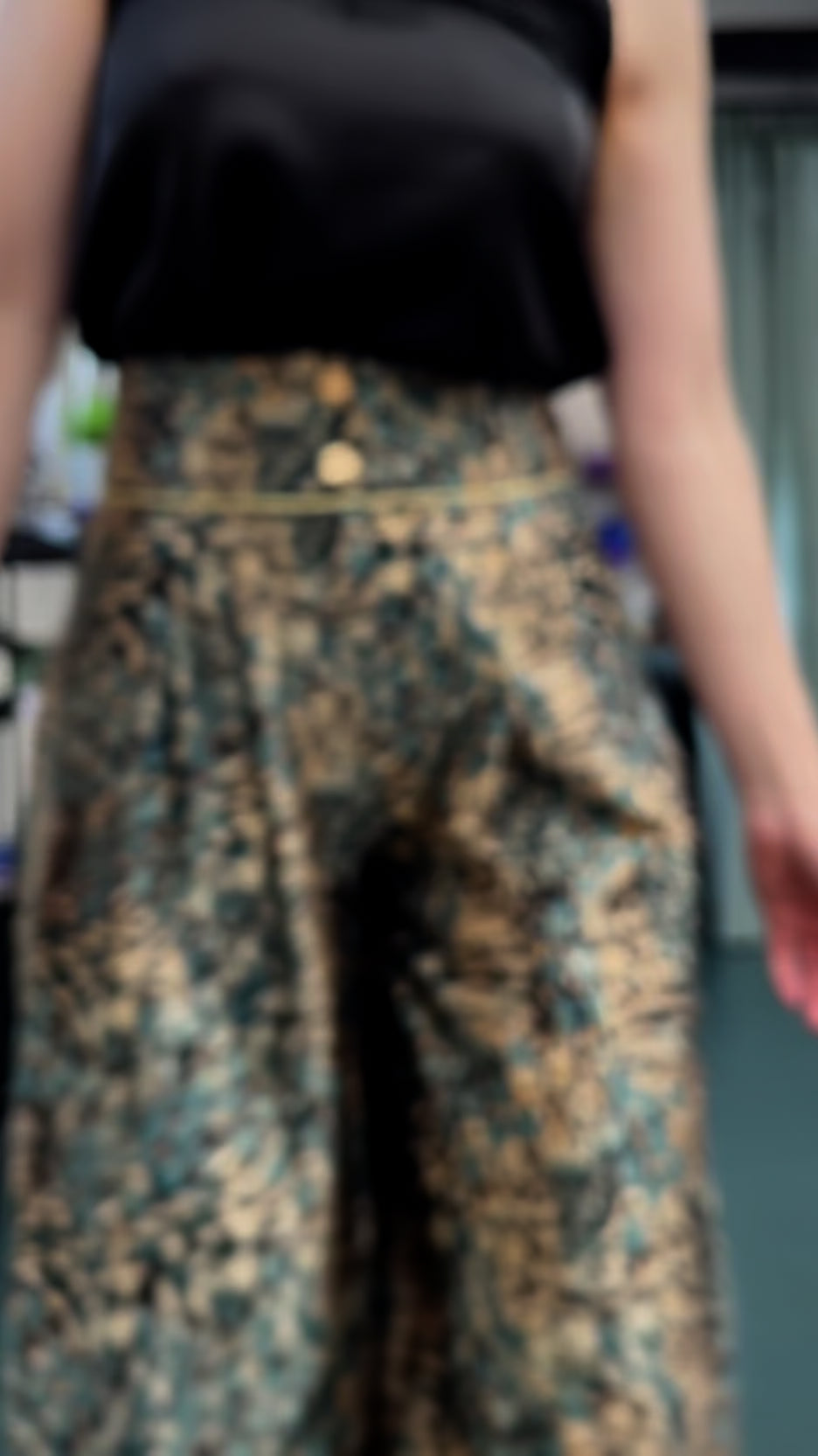 Schwarzes Spitzen-Top mit lockerem Schnitt für Damen