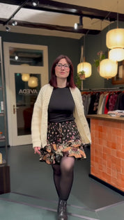 Femininer Damen Minirock mit Blumenprint und Volants - Blossom Hair & Fashion
