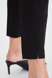 Schwarze Stoffhose Damen Regular Fit ankle length - Blossom Hair & Fashion