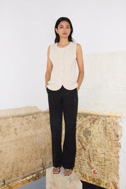 Schwarze Stoffhose mit weitem Bein - Blossom Hair & Fashion