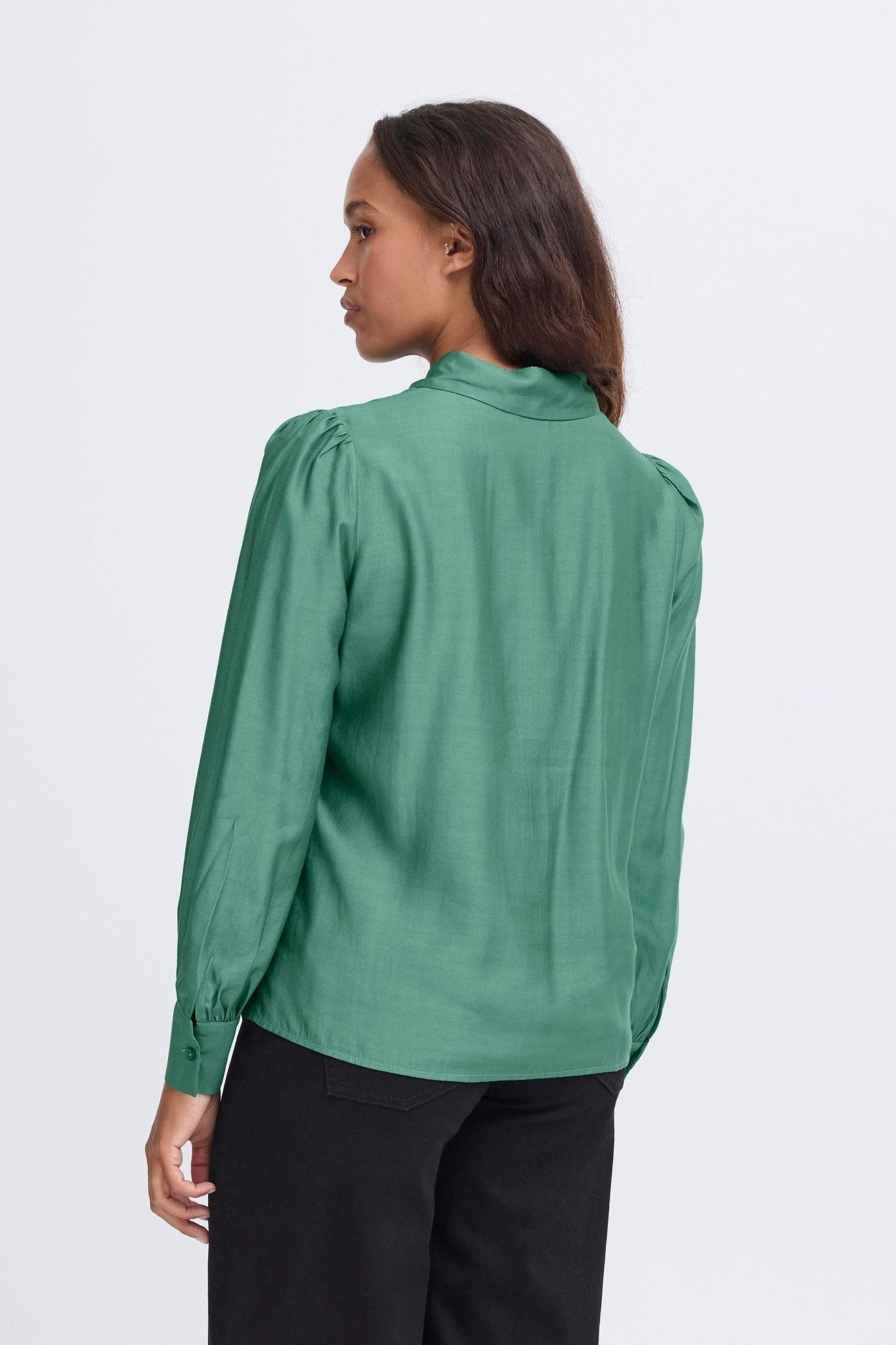 Shirt langarm Satinoptik smaragdgrün - Blossom Hair & Fashion