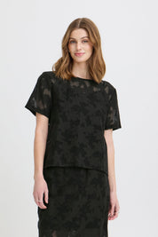 Shirt mit Blumenmuster in Schwarz oder Creme - Blossom Hair & Fashion