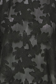 Shirt mit Blumenmuster in Schwarz oder Creme - Blossom Hair & Fashion