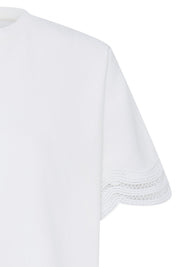 Shirt mit Spitzensaum in Mint oder Weiss - Blossom Hair & Fashion