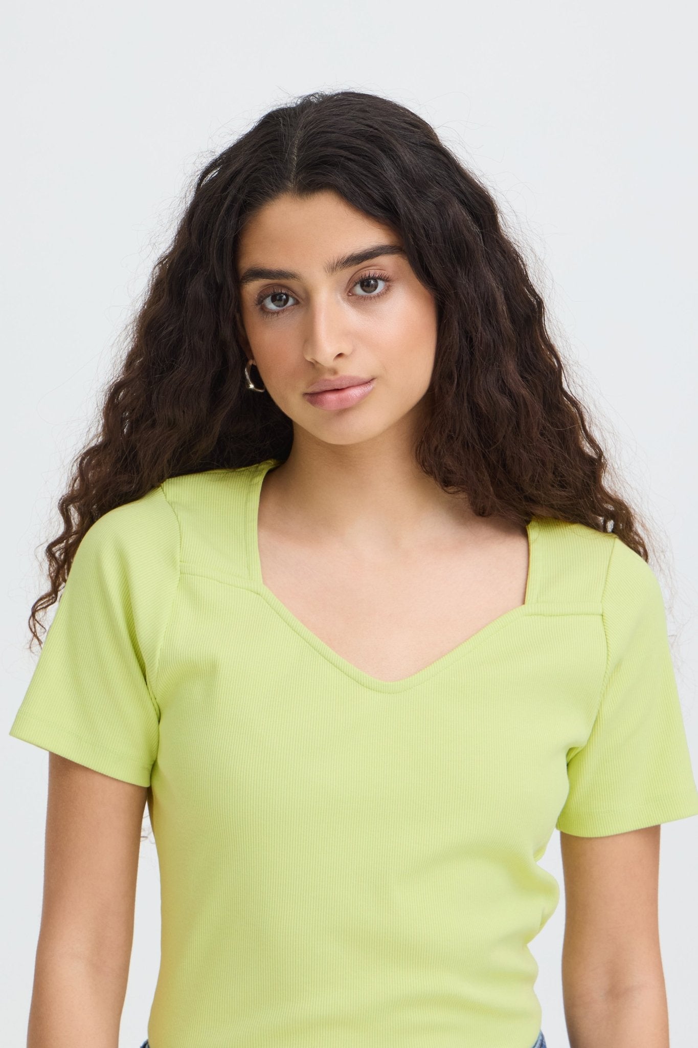 Shirt mit V - Ausschnit - Blossom Hair & Fashion