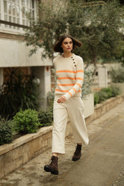 Stilvoller Deauville Pullover mit orangefarbenen Streifen - Blossom Hair & Fashion