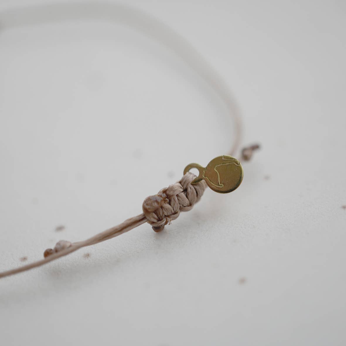 Stilvolles ALMA Armband mit Dalmatiner Jaspis - Blossom Hair & Fashion
