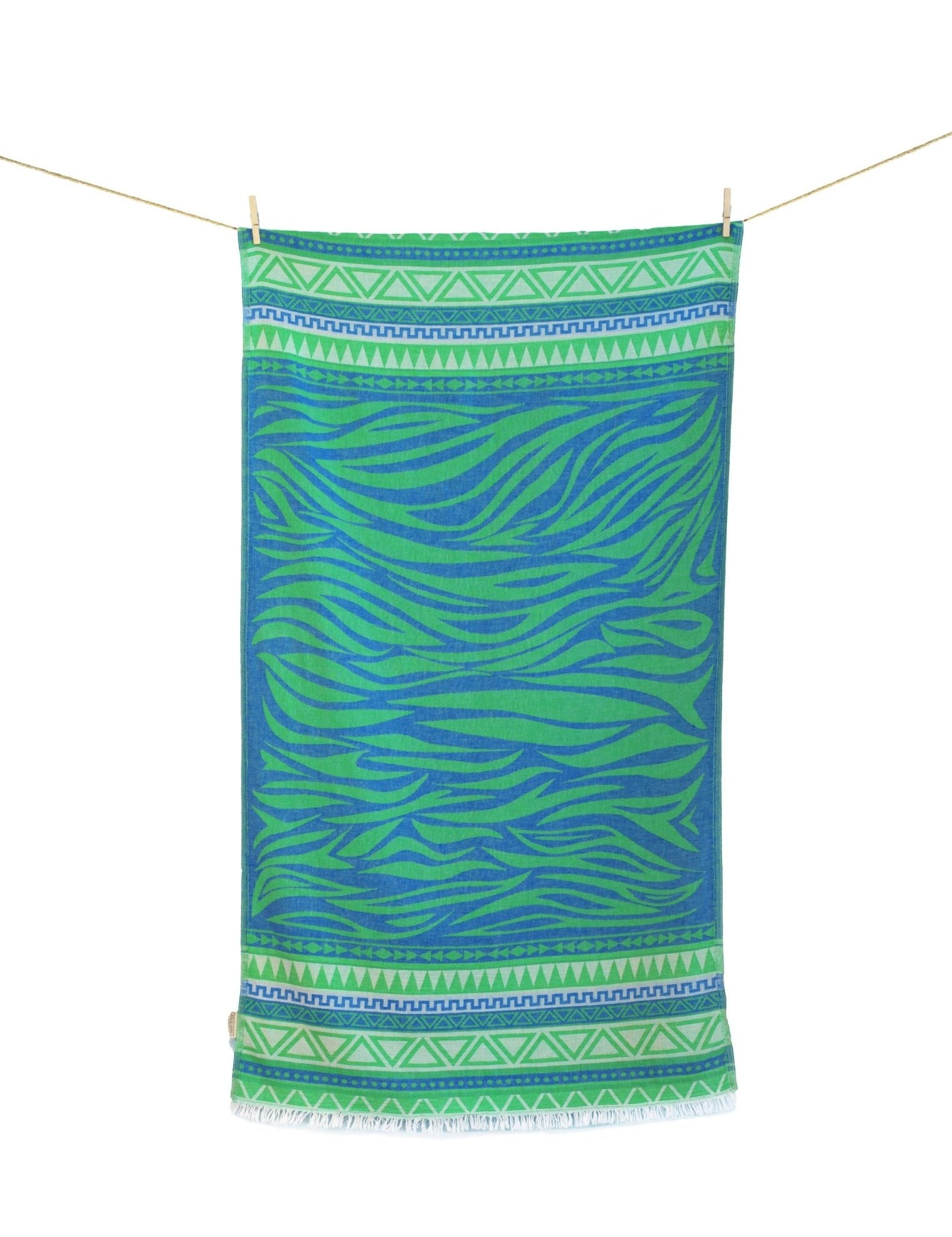 Strandtuch Milos mit Animal - Print und Bordüre - Blossom Hair & Fashion