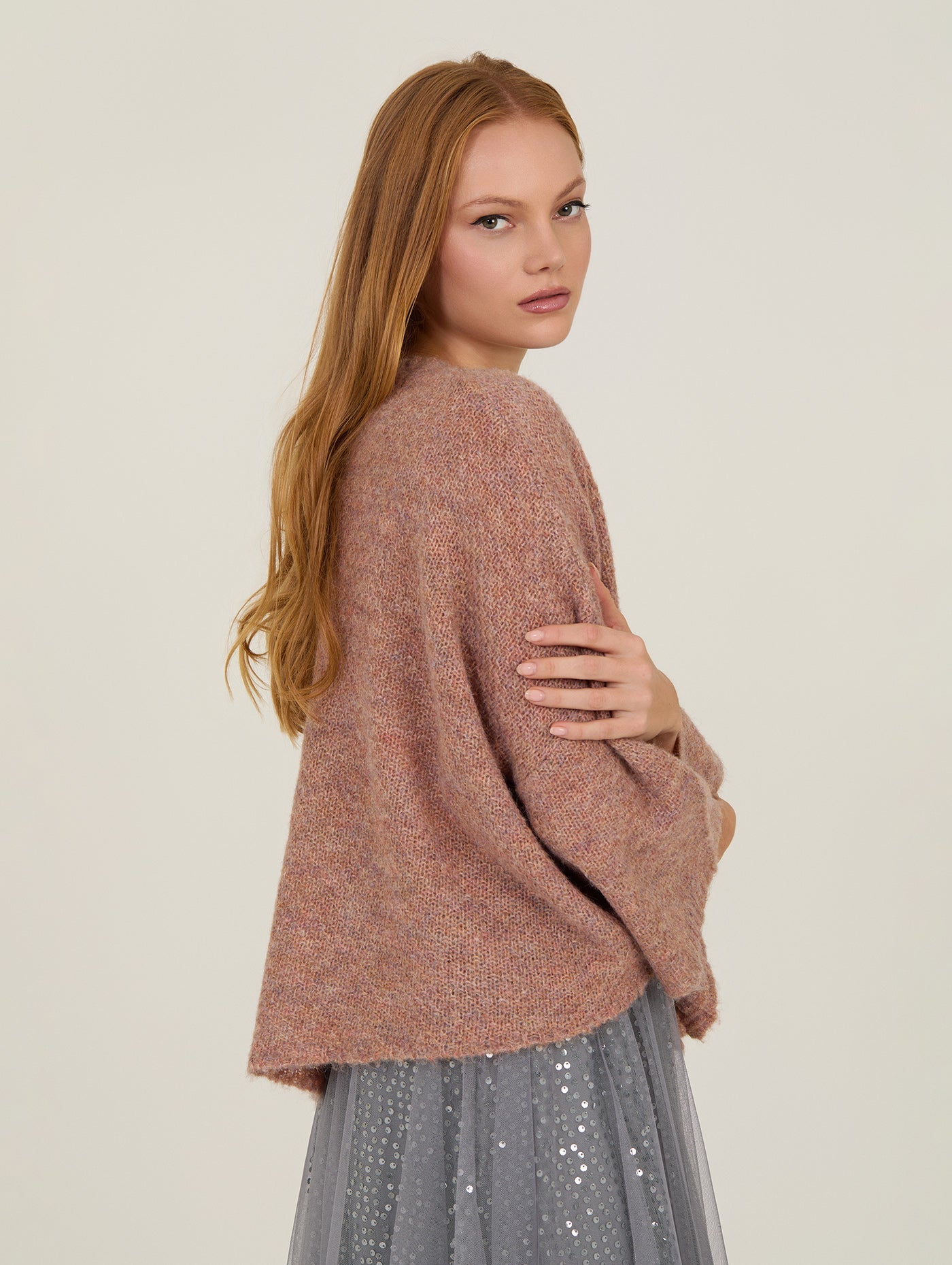 Strick - Cardigan mit V - Ausschnitt und Knöpfen - Blossom Hair & Fashion