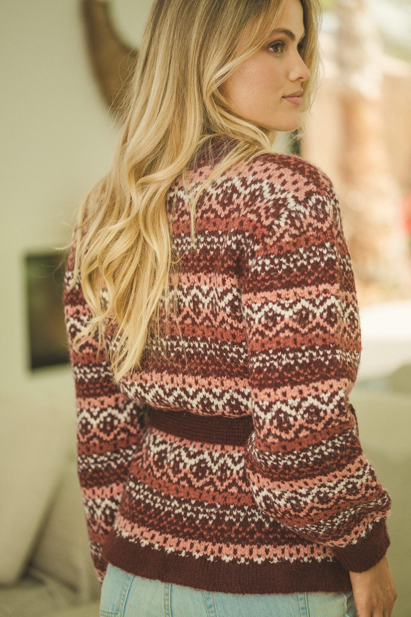 Strickjacke Damen mit Bindegürtel im Jacquardmuster - Blossom Hair & Fashion