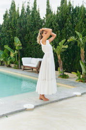Weißes Maxikleid mit Knopfleiste und Spitze aus Baumwolle - Blossom Hair & Fashion