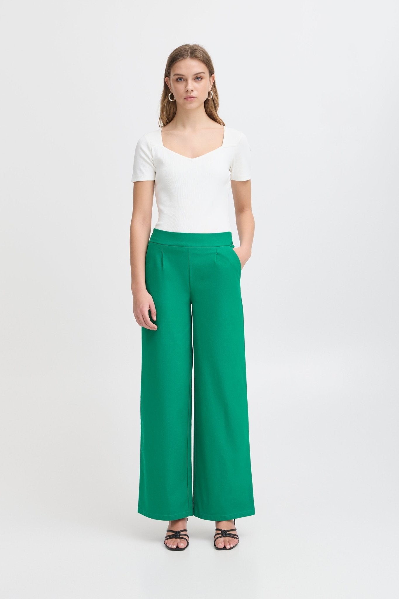 Weit geschnittene grüne Hose mit High - Waist - Blossom Hair &amp; Fashion