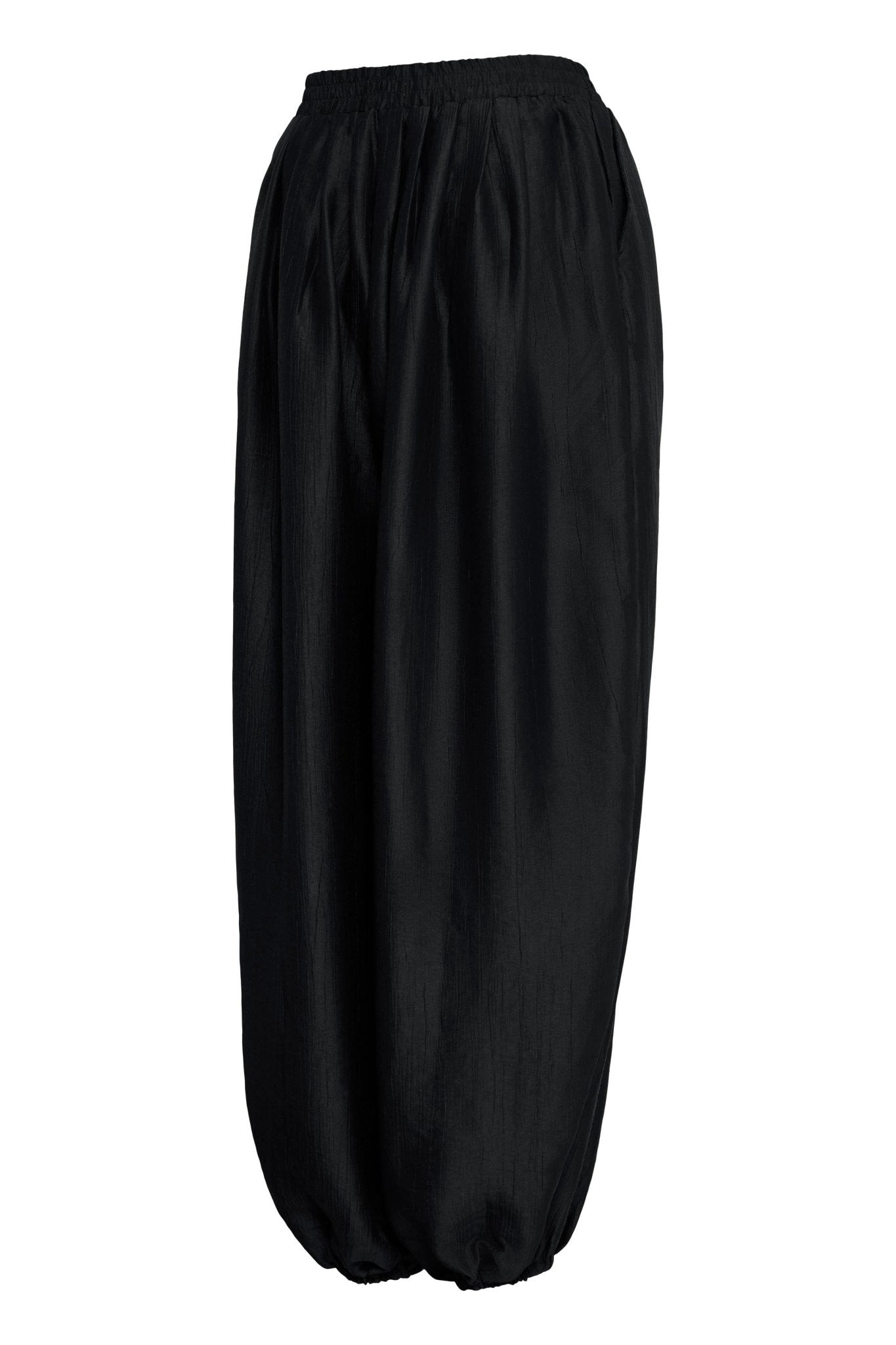 Weite Hose mit elastischem Bund in Schwarz - Blossom Hair & Fashion