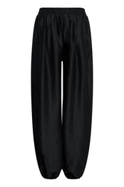 Weite Hose mit elastischem Bund in Schwarz - Blossom Hair & Fashion