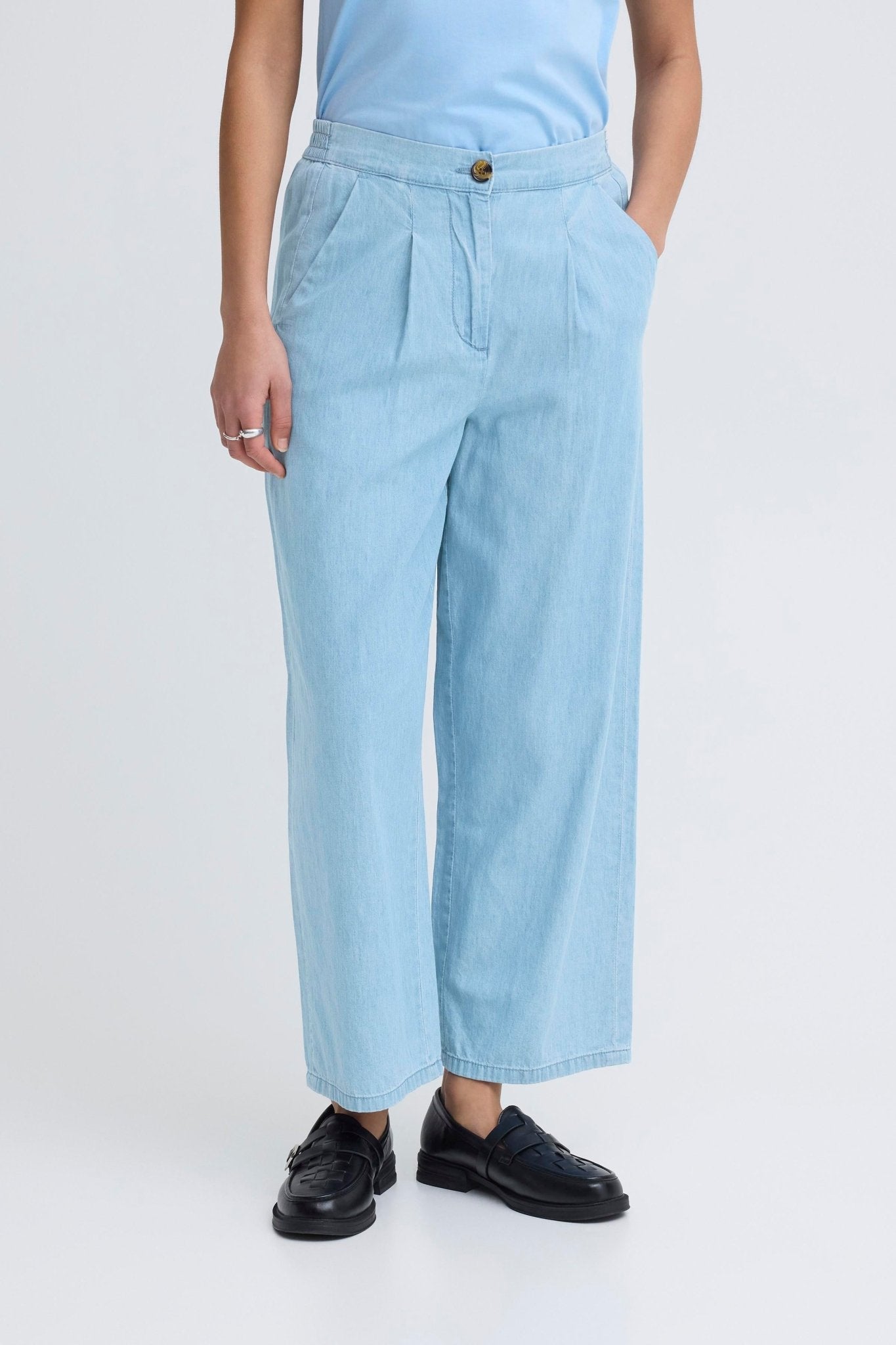 Wide Leg Hose in Hellblau mit Falten - Blossom Hair & Fashion