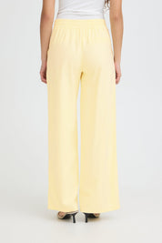 Wide Leg Hose in Pastellgelb oder blau mit hohem Bund - Blossom Hair & Fashion
