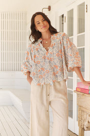 Wide Leg Hose mit Blumenmuster und Spitzendetails - Blossom Hair & Fashion